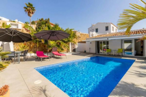 Mediterranean villa in Calpe with private pool.
